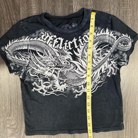 Affliction  Dragon Tee - Charcoal crop top - Picture 7 of 8